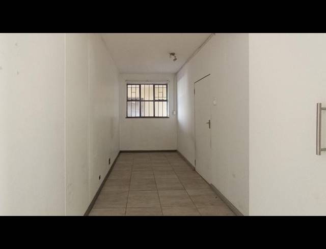 2 BEDROOM APARTMENT FOR SALE IN ARCADIA